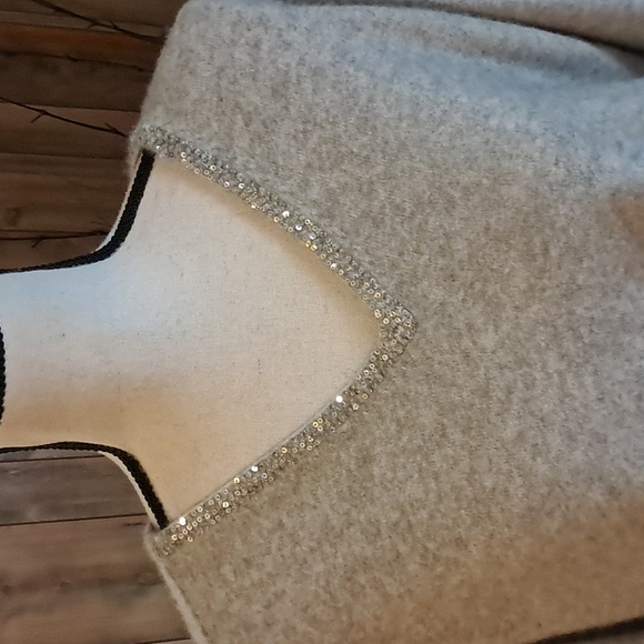Jomes New York Women 100% Cashmere Soft, Luxurious Sweater in Grey Soft Sequin - Picture 2 of 8
